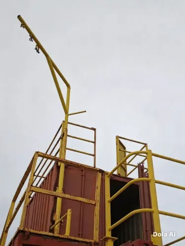 Troco container por carro para trabalho