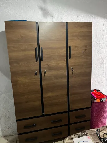 Vendo guarda roupa 