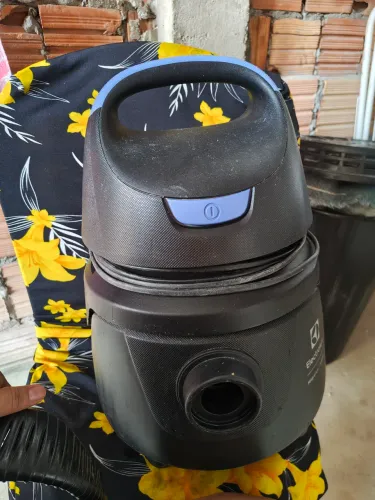 Vendo aspirador de por 1400W