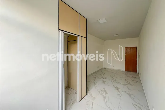Sala para locação na Avenida Abílio Machado