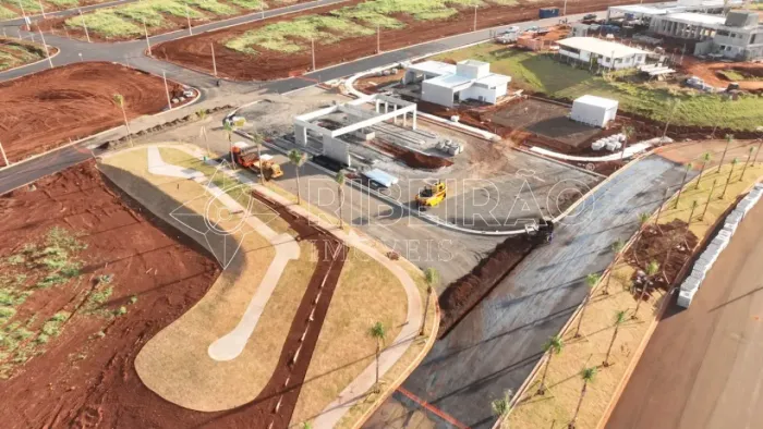 Terreno em condomínio com 342m² a venda no Residencial Alphaville