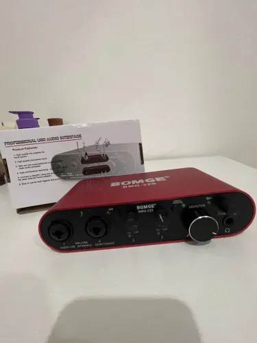 Interface de Áudio USB Bomge BMG-22S - Nova na Caixa (32-bit / 192kHz)