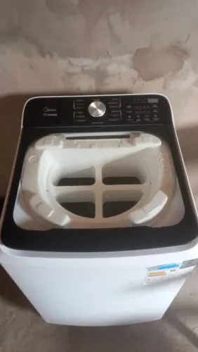 Vendo máquina lava e seca da mideia novinha zap *