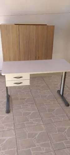 Escrivaninha Para Estudos E Trabalho reforçada