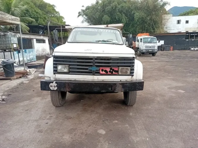 Gm custom 12000 Caminhao Toco caçamba