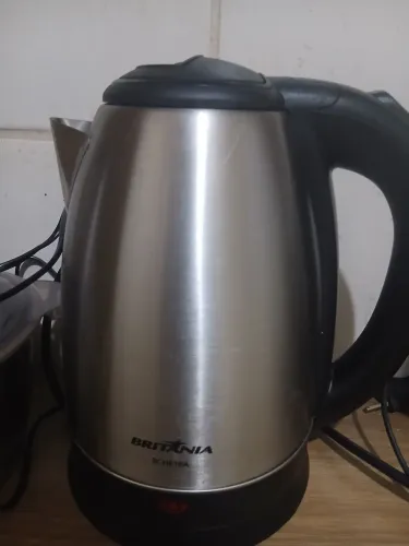 Chaleira eletrica britania