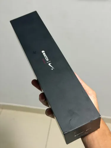 Apple Watch Series 3 Nike+ 42mm + Caixa e Pulseiras Extras