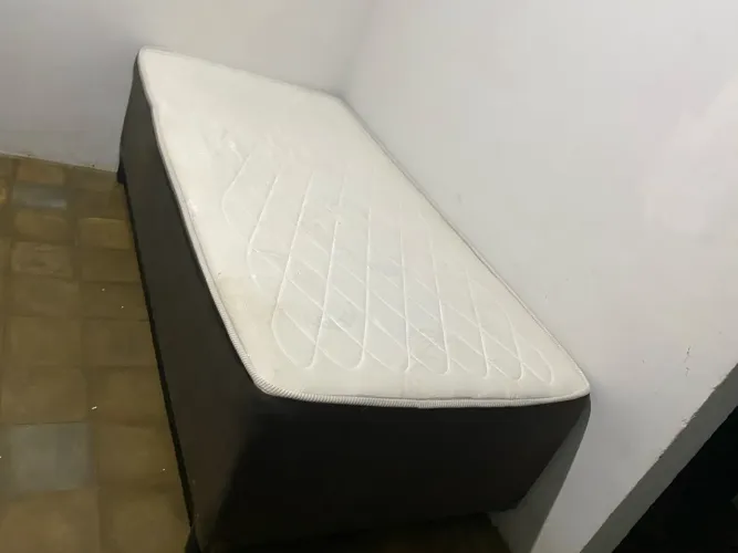Cama solteiro 1.80m