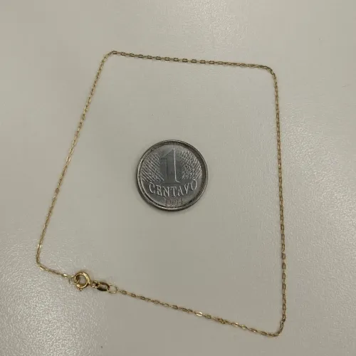 Tornozeleira de Ouro 18k. Possui 0750 na Plaquinha