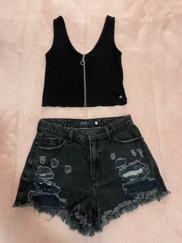 Short jeans + 3 blusas YouCom