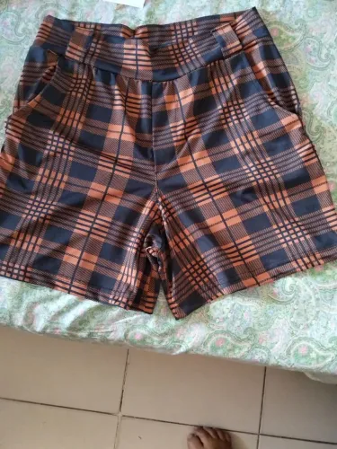 Roupas boas confortáveis em ótimo uso estado nova