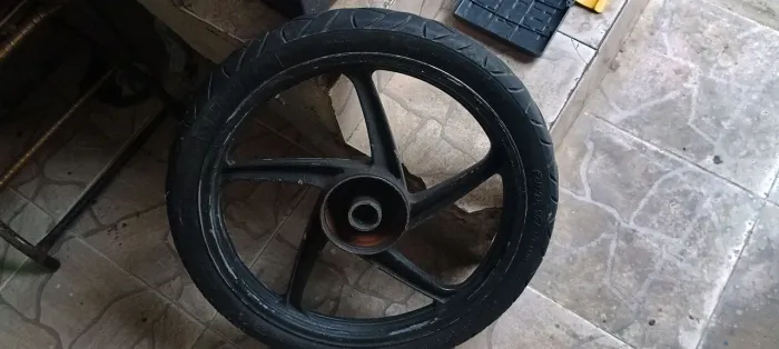 Vendo peças de moto e motor