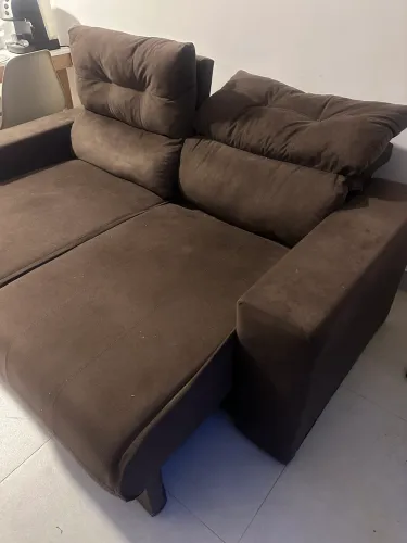 Sofá retrátil