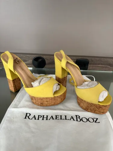 Sandália RaphaellaBooz