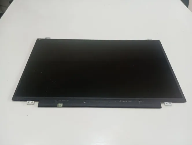 Tela notebook led slim 30 pinos usadinha