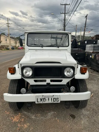 Toyota Band.Picape Chassi Curto Diesel 1985
