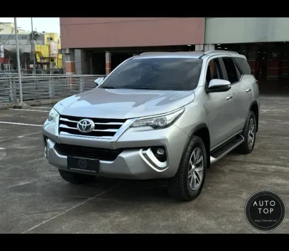 Toyota Hilux SW4 SRX 4X4 2.8 TDI 16V Dies. Aut. 2019