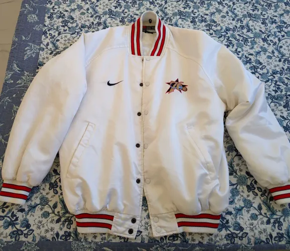 Jaqueta College NBA Vintage 76ers anos 90