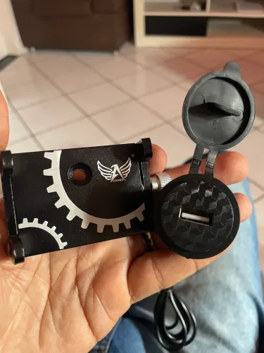 KIT MOTOBOY CARREGADOR E SUPORTE DE CELULAR PARA MOTO
