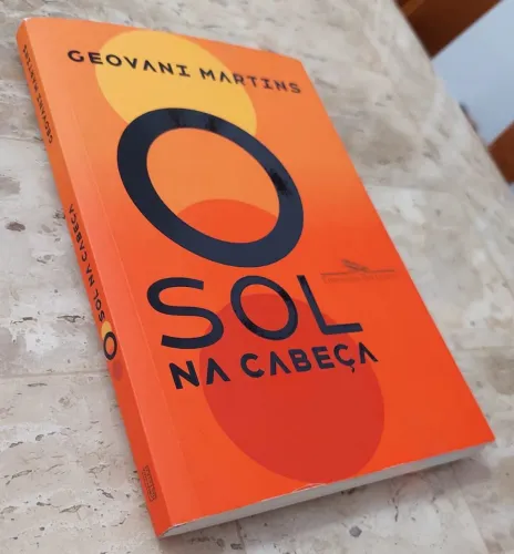 Livro "O Sol na Cabeça"