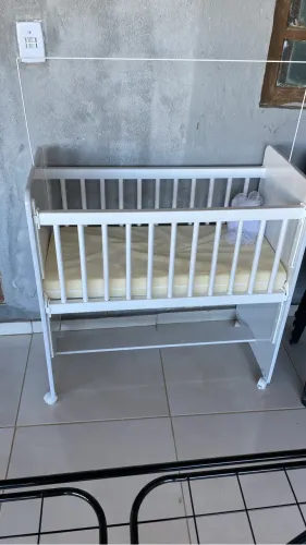 Berço semi novo