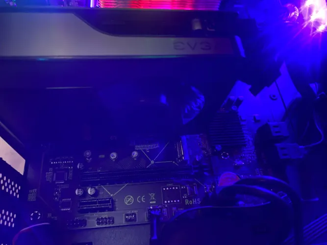 Placa de vídeo GTX 650 2gb VRAM EVGA