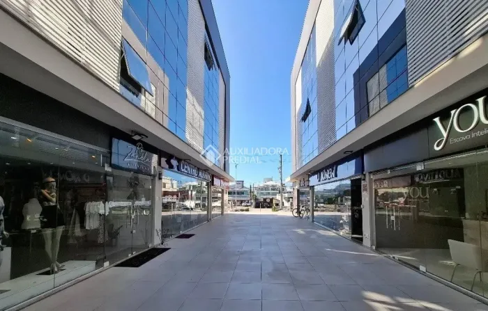 Sala Comercial à Venda nos Ingleses - Localização Estratégica!