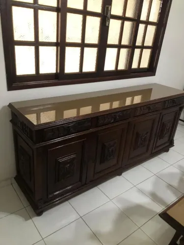 Móveis em Macanaíba maciça... Raridade... Nunca mais irá ver outro a venda ..