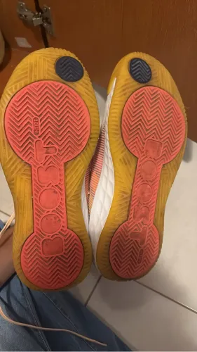 tênis de basquete adidas