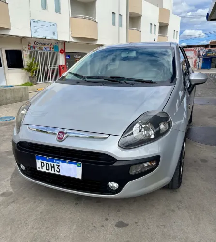 Fiat Punto Attractive Italia 1.4 F.flex 8V 5P 2015