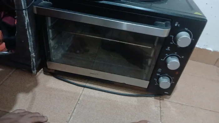 Vende se forninho 32L $160