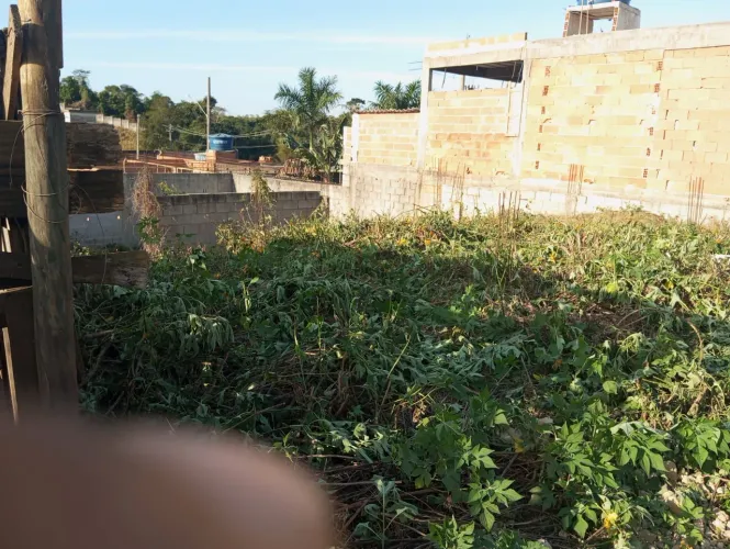 VENDO OU TROCO TERRENO!