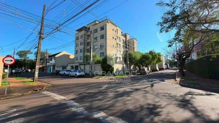 Apartamento Duplex com 3 dormitórios à venda, 121 m² por R$ 419.900,00 - Vila Marumby - Ma