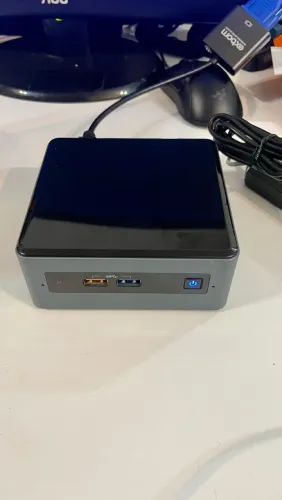 Intel NUC Servidor Compacto para Automação Residencial com Wifi