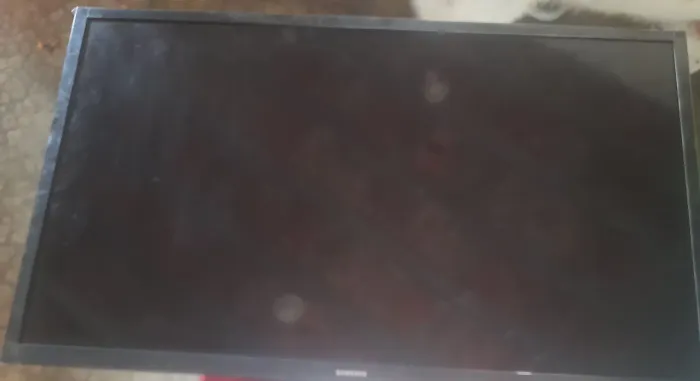 Vendo TV Samsung de 32 quebrada