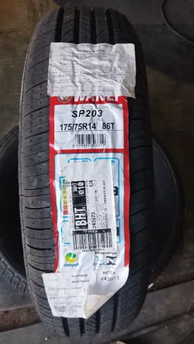 Pneu aro 14 novo ótimo preço até 3x no cartão 