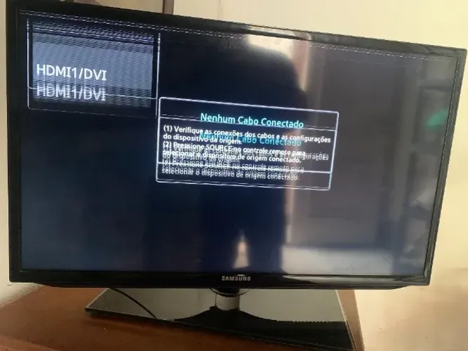 TV Samsung 32 UN32EH5300G - No estado para conserto ou Retirada de Peças
