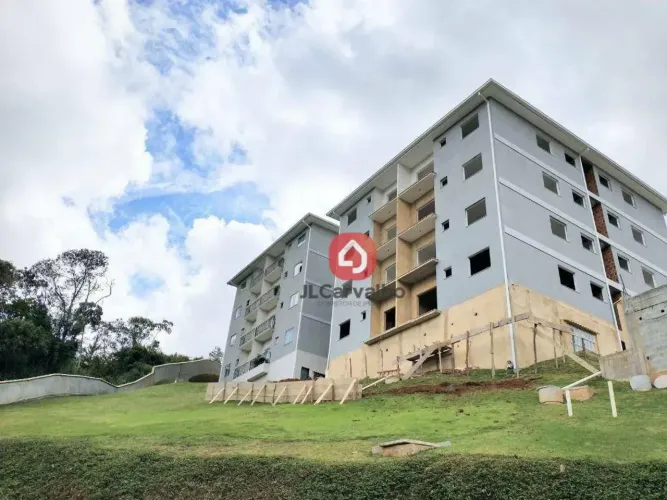 Apartamento com 2 dormitórios à venda, 62 m² por R$ 370.000,00 - Braunes - Nova Friburgo/R