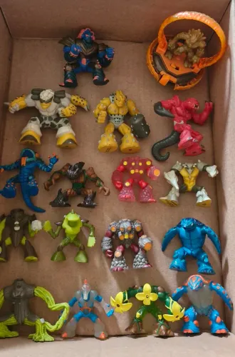 Bonecos gormit miniaturas variados