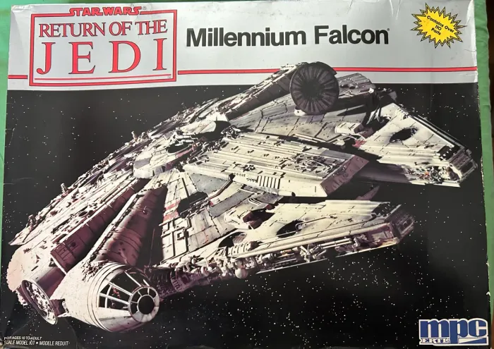 Kit De Montar Millennium Falcon Star Wars Retorno Jedi Mpc