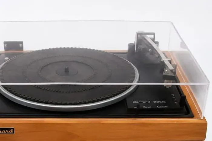 Toca disco garrard personalizado 