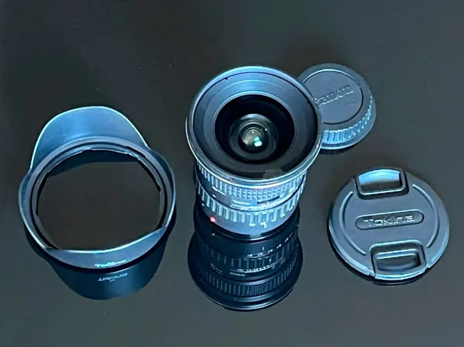 Lente Tokina 11-16 2.8 usada Cânon sem riscos sem fungos