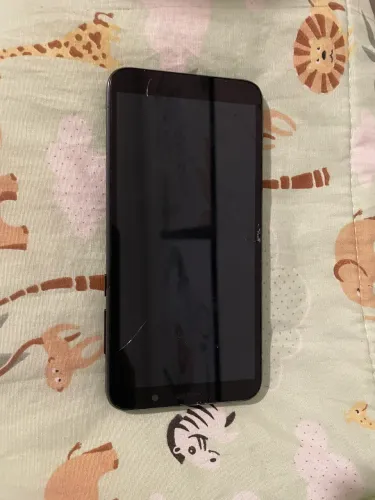 Moto e6 play