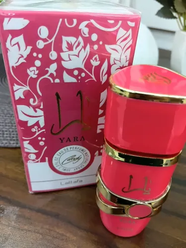 Perfume Arabe Feminino Yara Candy Lattafa 100 ML