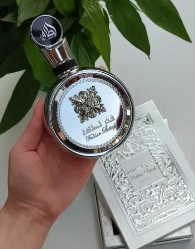 Lataffa Fakhar Platin