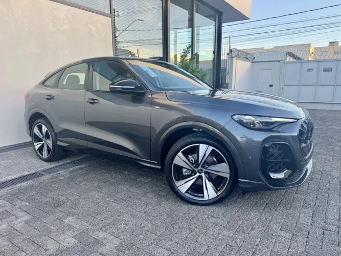 Audi Q5 Sportback S-line 2.0 TFSI Quat.s-tron 2026