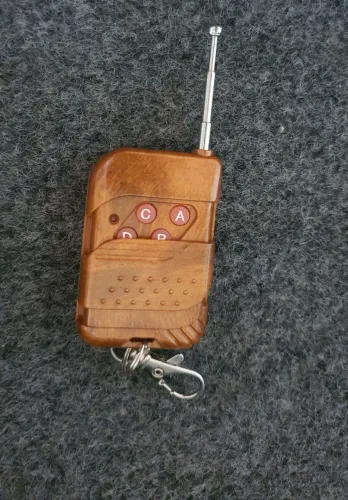 Controle Remoto RF 433MHz 4 Canais Para Portão E Alarme