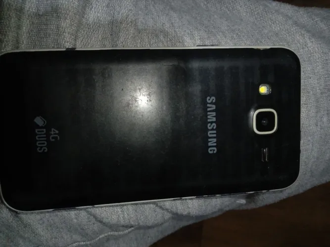 J5 preto com bateria 