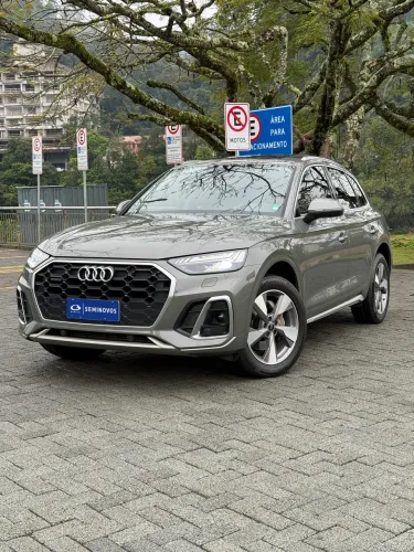 Audi Q5 S-line Black 2.0 TFSI Quat. S-tronic 2024
