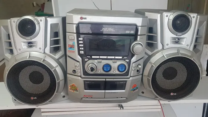 Micro System LG LM-M1030A